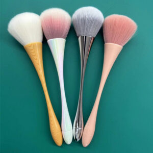 Large Fluffy Powder & Blush Makeup Brushes